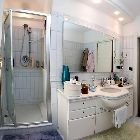 Regina - 120sqm, 3 Bedrooms, 1 Free Parking Spot Apartment *